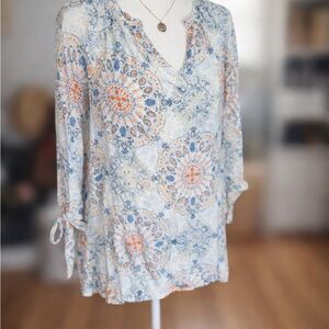 a:glow Floral Patterned Top